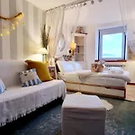 Le Petit Phare Triest