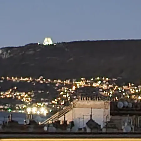 Le Petit Phare In Centro Storico Con Vista Mare Triest